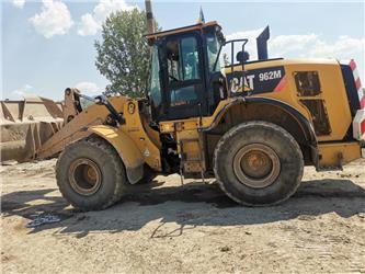 CAT 962 M