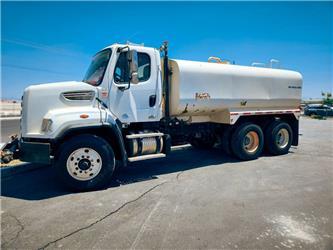 Freightliner 108 SD