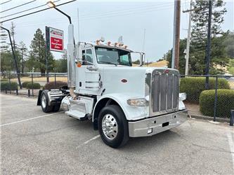 Peterbilt 389