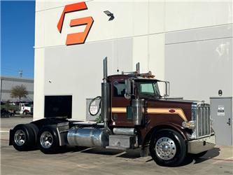 Peterbilt 379