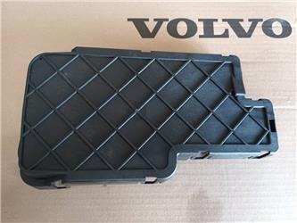 Volvo COVER 8171381