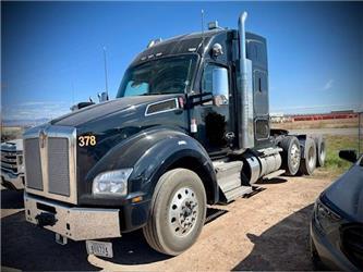 Kenworth T 880