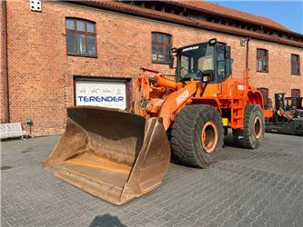 Doosan DL 300