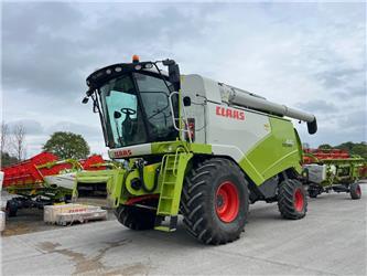 CLAAS Tucano 440