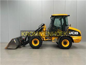 JCB 406