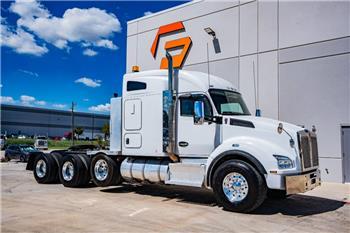 Kenworth T 880