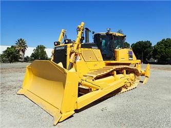 Komatsu D155AXi-8