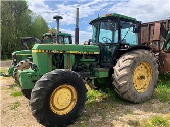 John Deere 4240