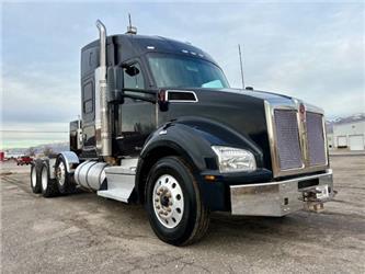 Kenworth T 800