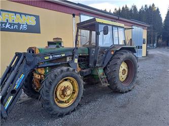 John Deere 3040