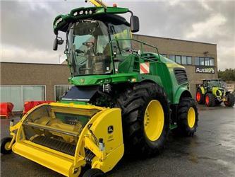 John Deere 8200i