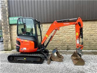 Kubota U27-4