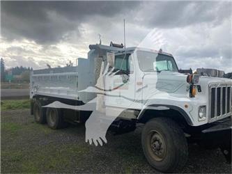 International 4900