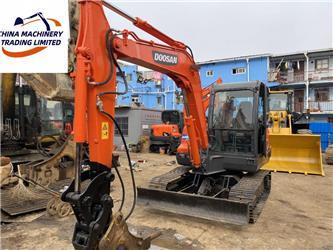 Doosan DX 60