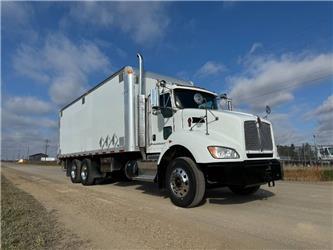 Kenworth T 440