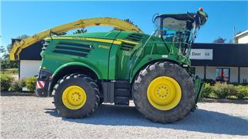 John Deere 8700i