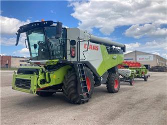 CLAAS Trion 730