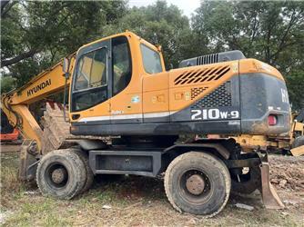 Hyundai R210W-9