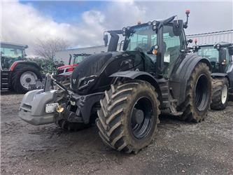 Valtra T235D