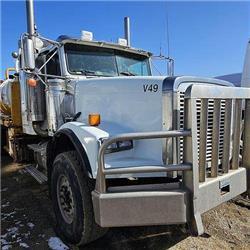 Freightliner FLD 120