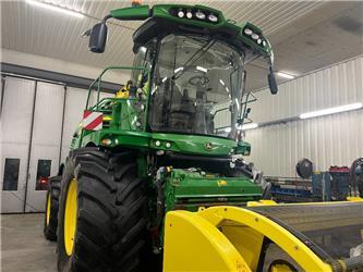 John Deere 8300i