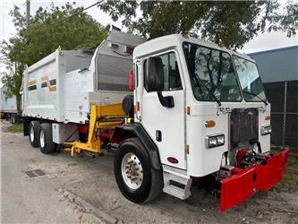 Peterbilt 320