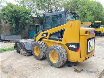 CAT 226B