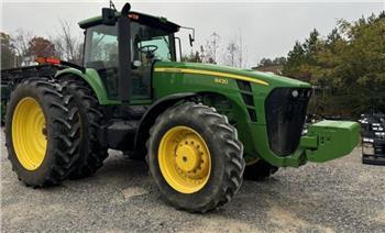 John Deere 8430