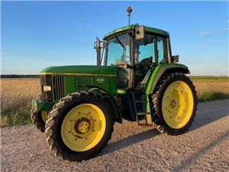 John Deere 6600