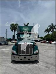 Peterbilt 579