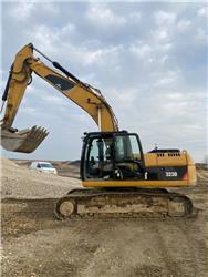 CAT 323 D