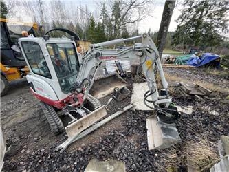 Takeuchi TB 225