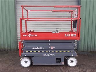 SkyJack SJ 3226