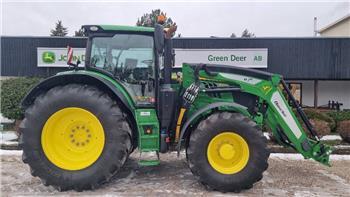 John Deere 6215R