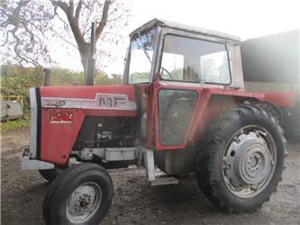 Massey Ferguson 590