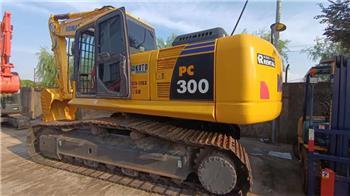 Komatsu PC300-7