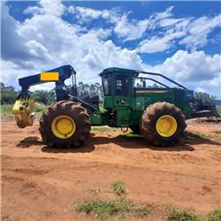 John Deere 948L