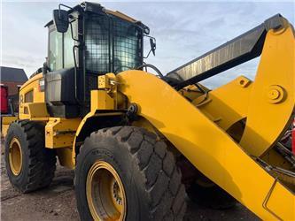 CAT 930 M