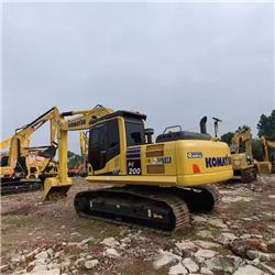 Komatsu PC200