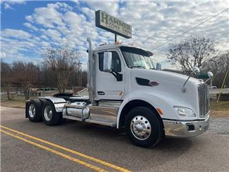 Peterbilt 579