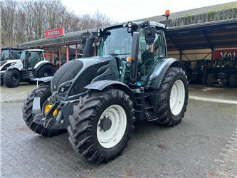 Valtra N124 Hitech