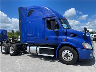 Freightliner Cascadia 113