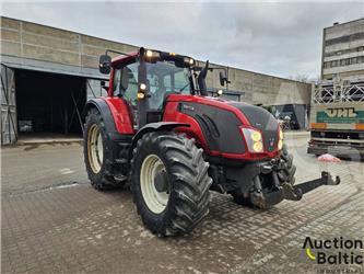 Valtra T213V