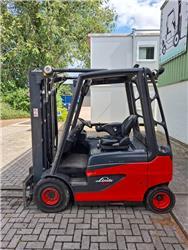 Linde E25 Heftruck