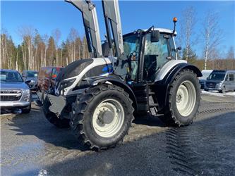 Valtra T 174