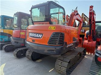 Doosan DX 60