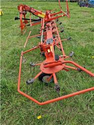 Kuhn GF 8702