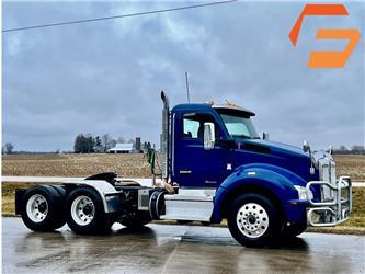 Kenworth T 880