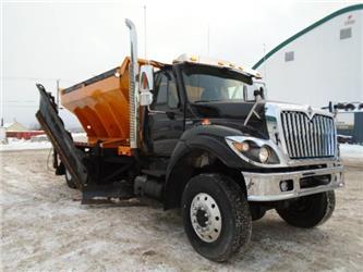 International 7400 SBA