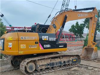 CAT 320 D2